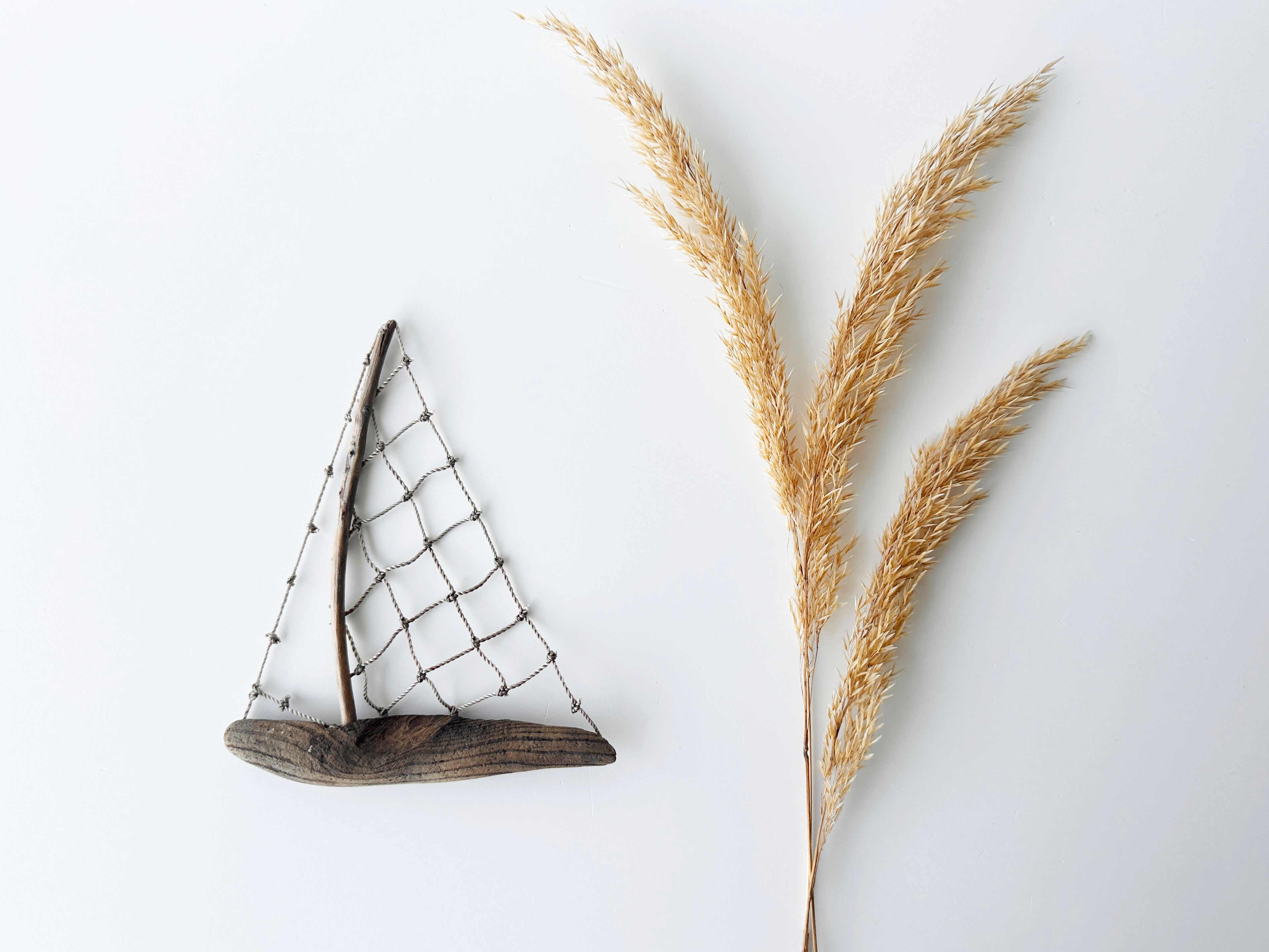 Driftwood Magnet Sailboat No.4 – Handmade Nautical Home Decor