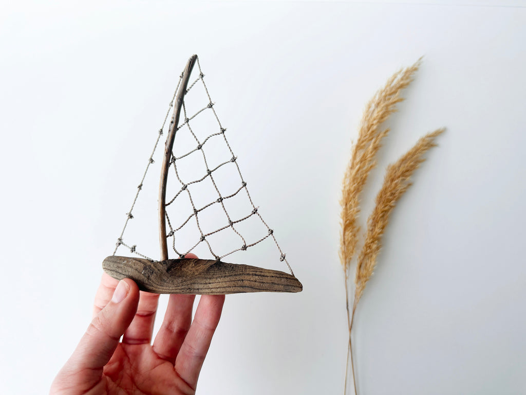 Driftwood Magnet Sailboat No.4 – Handmade Nautical Home Decor