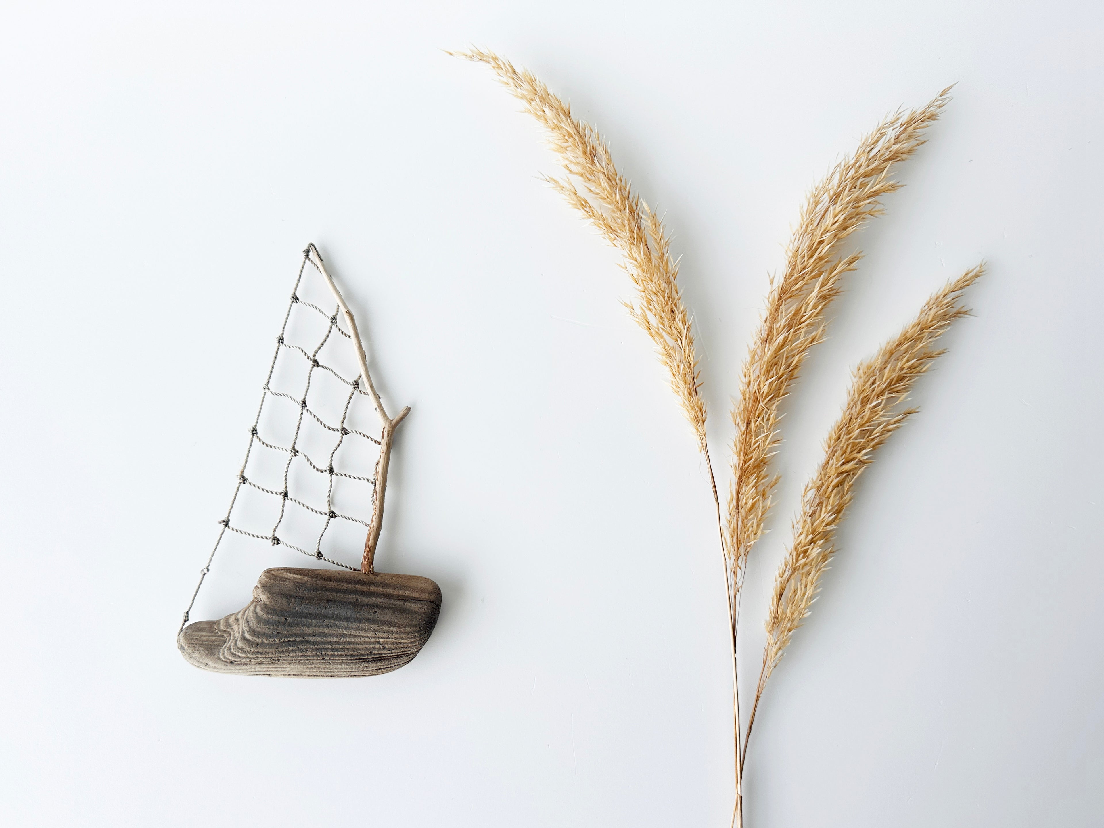 Driftwood Magnet Sailboat No.5 – Handmade Nautical Home Decor