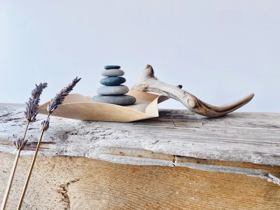 Baltic Mini Zen Garden – Driftwood & Stones Set