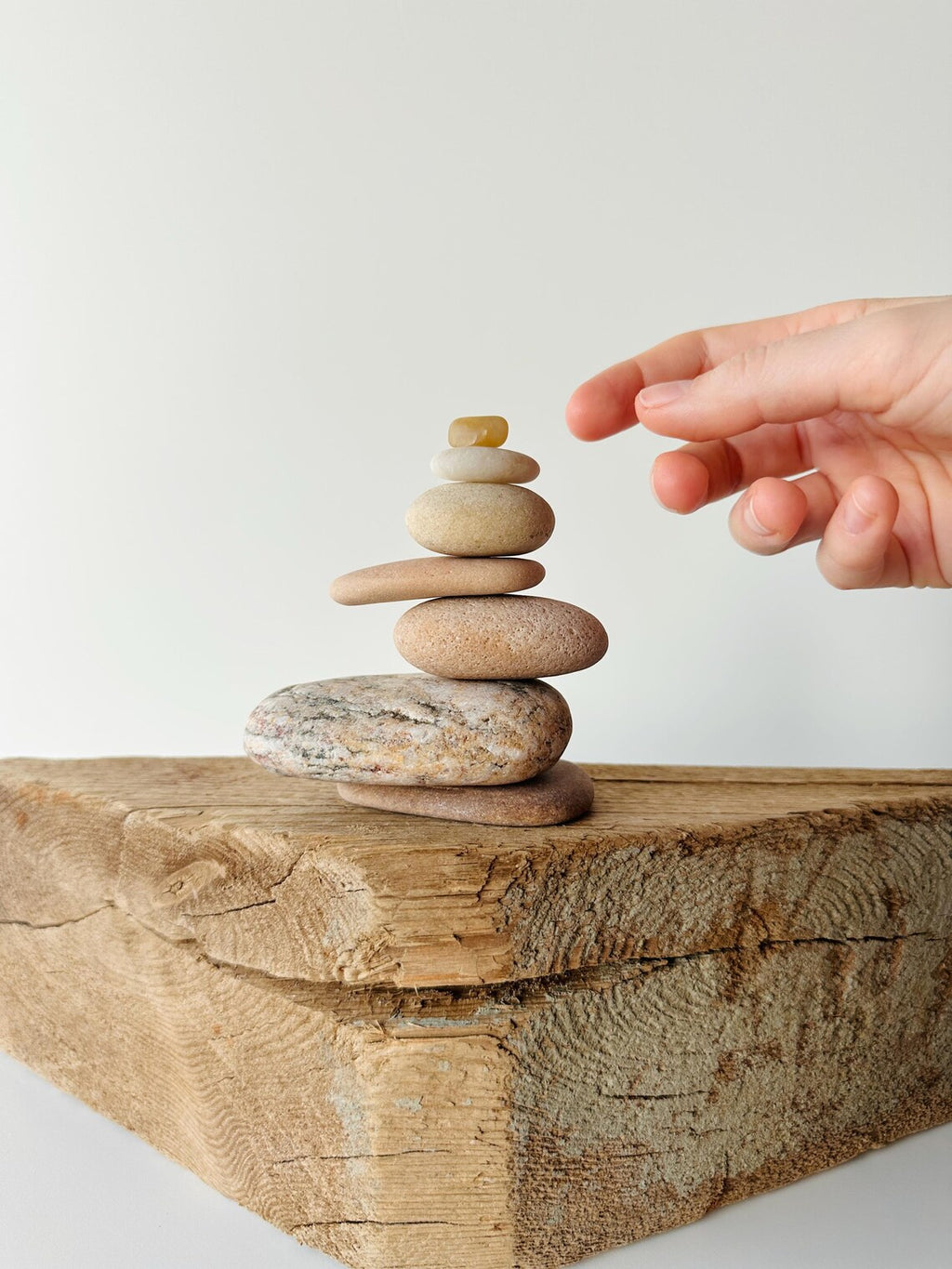 Baltic Sea Japandi Zen Balance Stones – 7-Stone Wabi Sabi Sculpture for Desk, Shelf & Meditation Decor