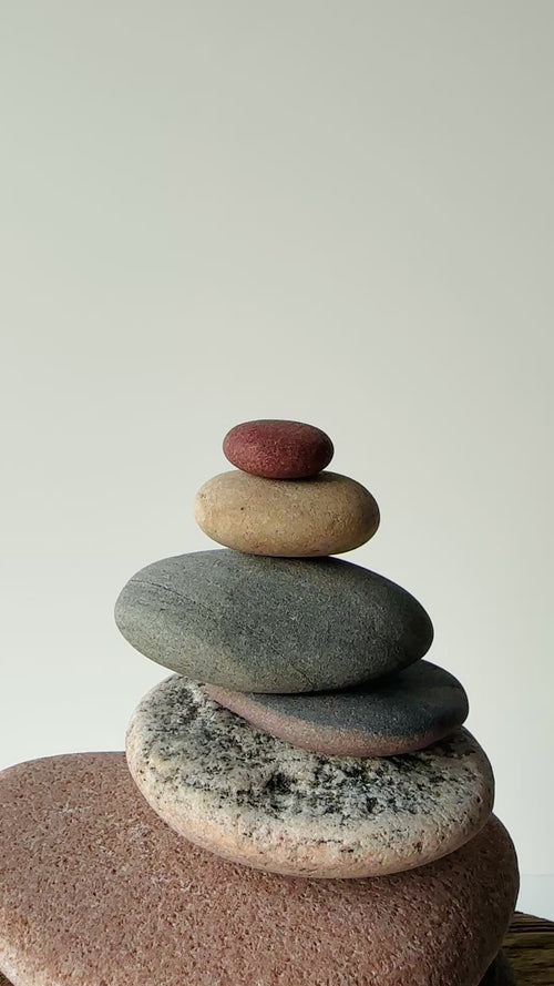 Baltic Blush Zen Stones – Set of 7
